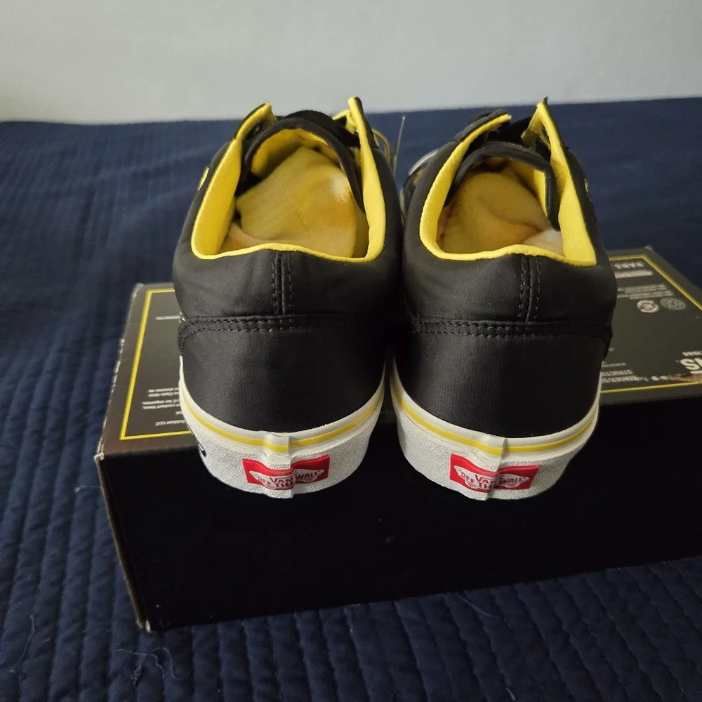 Vans Old Skool Cobra Kai Strike First Men Yellow Black White Rare 122025 - Picture 10 of 10